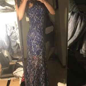 Maxi dress. Fire los angles. Marshall’s. Tight fit